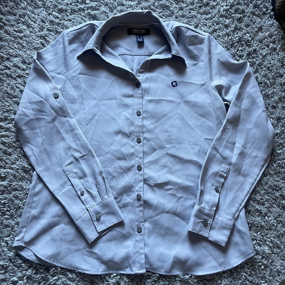 Lands’ End chase bank uniform top